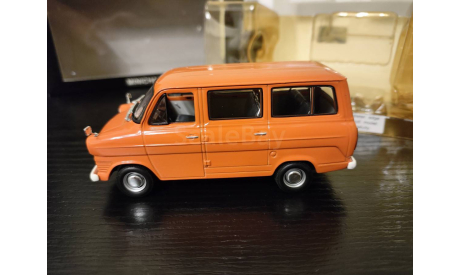Ford Transit  1971 Bus Minichamps 400082410, масштабная модель, scale43
