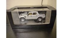 Lamborghini LM002  LM 002 1984 Minichamps 436103370, масштабная модель, scale43