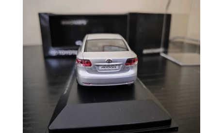Toyota Avensis 2009 Minichamps, масштабная модель, scale43