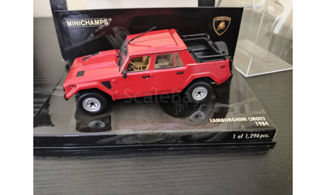 Lamborghini LM002  LM 002 1984 Minichamps 436103372, масштабная модель, scale43