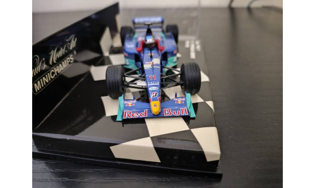 Red Bull Sauber Petronas C18 Alesi 1999 F1 Minichamps 430990011, масштабная модель, scale43