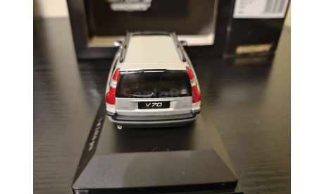 Volvo V70 V 70 2000 Minichamps 430171211, масштабная модель, scale43