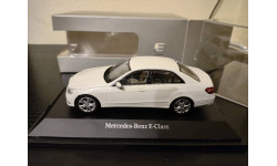 Mercedes  E-Klasse  W212 2009 Schuco  B66960206