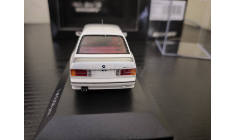 BMW M3 E30 1987  Minichamps, масштабная модель, scale43