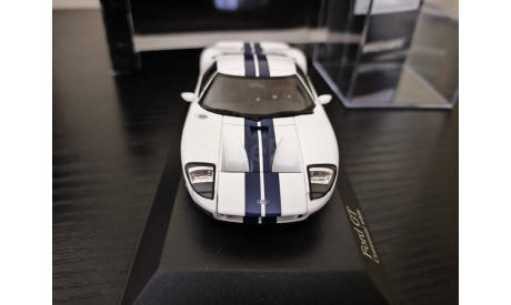 Ford GT 2004 Minichamps, масштабная модель, scale43