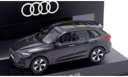 Модель Audi Q5 SUV (2025) tambora grey 1:43 Norev/DEALER VERSION