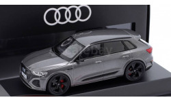 Модель Audi Q8 e-tron SUV 2023 chronos grey 1:43 SPARK (DEALER VERSION)