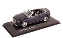 Модель Audi RS5 Cabrio (2012) estoril-blau-met. 1:43 Minichamps 5011215313, масштабная модель, 1/43