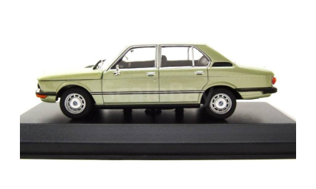 Модель BMW 520 E12 (1972) green metal. 1:43 Minichamps, масштабная модель, 1/43