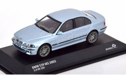 Модель BMW M5 5.0-V8 (E39) water silver met. (2003) 1/43 SOLIDO