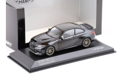 Модель BMW M2 CS (2020) black met. + gold 1:43 MINICHAMPS