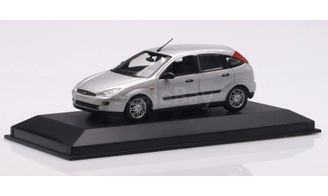 Модель FORD FOCUS MK1 5-DOOR (2002) silver 1:43 MINICHAMPS, масштабная модель, scale43