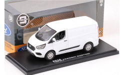 Модель Ford Transit Custom V362 MCA фургон 2018 белый 1:43 GreenLight