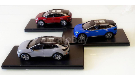 Модель кроссовер Volkswagen ID.4 CROZZ ELECTRIC SUV 1/43 CHINA DEALER, масштабная модель, DEALER BOX, scale43