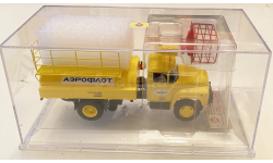 Модель автомобиль АС-157 (ЗИЛ-130) ’Аэрофлот’ 1986 г. 1/43 DIP