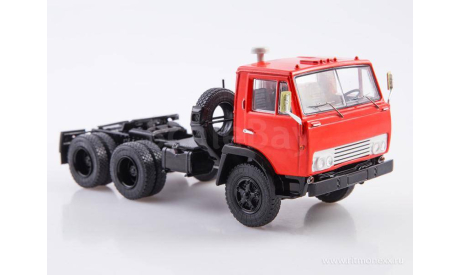 Модель КАМАЗ-2Э5410 экспериментальный сед. тягач 1:43 SSM, масштабная модель, scale43