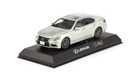 Модель автомобиль Lexus LS460 F Sport (silver) 1/43 KYOSHO, масштабная модель, scale43