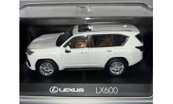 Модель Lexus LX600 Executive white 1/43 KYOSHO