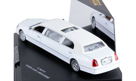 Модель Lincoln TownCar Limousine 2000 white 1:43 Vitesse, масштабная модель, scale43