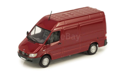 Модель Mercedes-Benz Sprinter Classic фургон 1:43 Minichamps/Dealer version