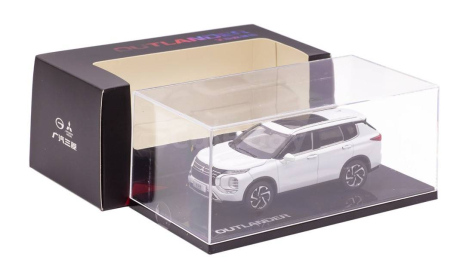 Модель MITSUBISHI OUTLANDER 4WD 2023 white 1:43 (DEALER BOX), масштабная модель, scale43