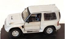 Модель MITSUBISHI PAJERO EVO 1/43 HONGWELL/CARARAMA, масштабная модель, scale43