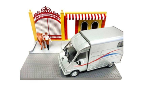 Модель Renault Master Van  +dioarama (Парижский ипподром) 1:43 ALTAYA, масштабная модель, DeAgostini, 1/43