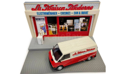 Модель Renault Trafic FOURGON +dioarama 1:43 ALTAYA