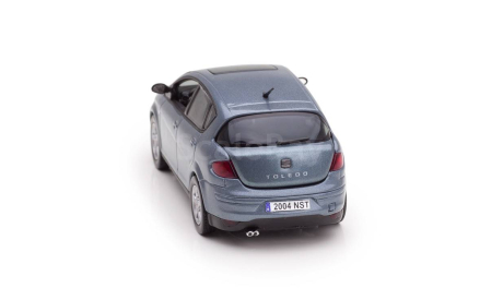 Модель SEAT Toledo Stylance TDi 2004-2009 lluvia blue 1:43 IXO (SEAT24), масштабная модель, scale43