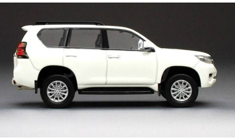Модель Toyota Land Cruiser Prado 150 (2018) white 1:43 VITESSE, масштабная модель, scale43