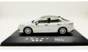 Модель TOYOTA CAMRY (2018) 8th Generation Sedan 1/43 CHINA DEALER, масштабная модель, DEALER BOX, scale43