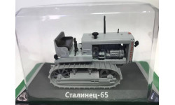 МОДЕЛЬ трактор СТАЛИНЕЦ - 65 серый 1:43 HACHETTE