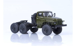 Модель УРАЛ-377С 6х4 седельный тягач 1965 г. (хаки)  1:43 АИСТ