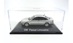 Модель Volkswagen Passat Limousine B5 (1998) silver 1:43 Schuco