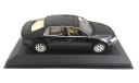 Модель Volkswagen Phaeton W12 (2002) black met./черный 1:43, масштабная модель, Minichamps, scale43
