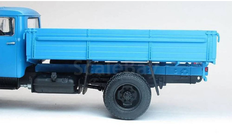 Модель ЗИЛ-130 бортовой (ранняя облицовка радиатора) 1:43 SSM, сборная модель автомобиля, 1/43