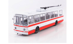 Модель троллейбус ЗИУ-682Б 1/43 MODIMIO/Наши Автобусы №61