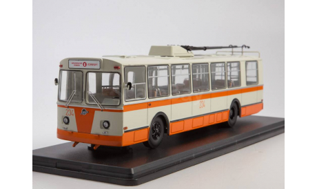 Модель троллейбус ЗИУ-9 (г. Хабаровск, маршрут №1) 1/43 SSM, масштабная модель, scale43
