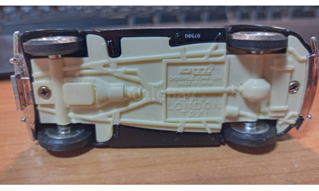 Austin FX3 London Taxi Cab, масштабная модель, scale43