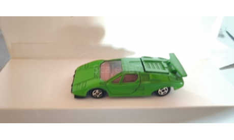 LAMBORGHINI COUNTACH    LP 400   1974, масштабная модель, scale64