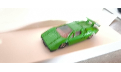 LAMBORGHINI COUNTACH    LP 400   1974, масштабная модель, scale64