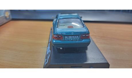MERCEDES-BENZ CLK 320 Coupe, масштабная модель, scale43