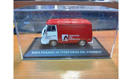 SAVA PEGASO J4 ’FOSFOROS DEL PIRENEO’, масштабная модель, scale43