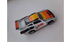Racing Porsche 935  Matchbox 1986 1:57