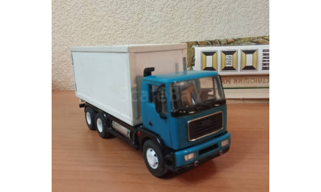 фантазия на тему: Peterbilt Mid Ranger и Sterling Cargo, масштабная модель, МММ, scale43