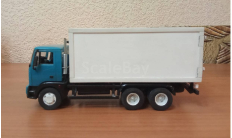 фантазия на тему: Peterbilt Mid Ranger и Sterling Cargo, масштабная модель, МММ, scale43