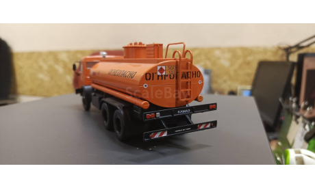 КамАЗ-53215 НефАЗ-6606 Автомобиль на службе, масштабная модель, DeAgostini, scale43