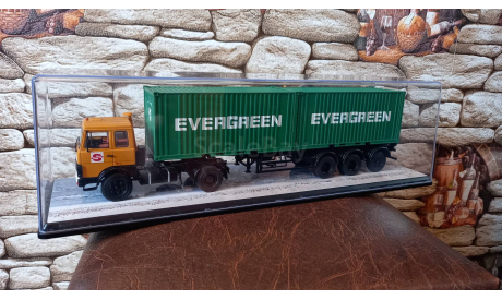 МАЗ 5432 с контейнеровозом МАЗ 938920, масштабная модель, SSM, 1:43, 1/43