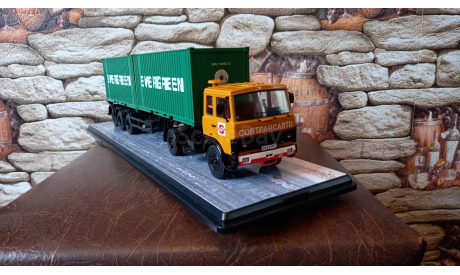 МАЗ 5432 с контейнеровозом МАЗ 938920, масштабная модель, SSM, 1:43, 1/43