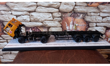 МАЗ 5432 с контейнеровозом МАЗ 938920, масштабная модель, SSM, 1:43, 1/43